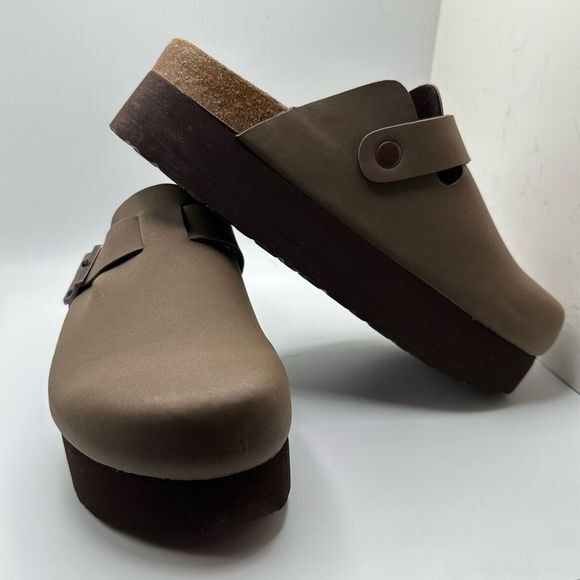 CUSHIONAIRE Women's Cork Footbed Platform Clog 7.5 BROWN - Picture 6 of 7